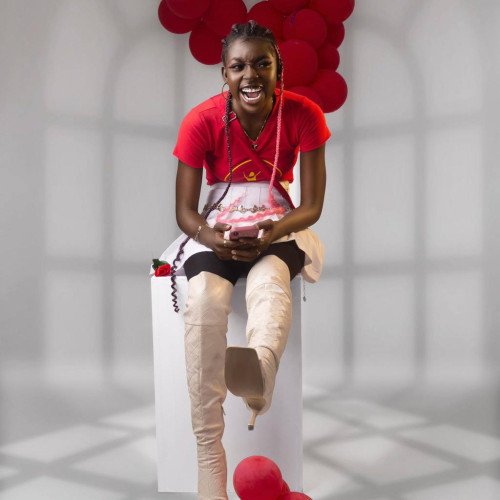 Akosuafeelnbae